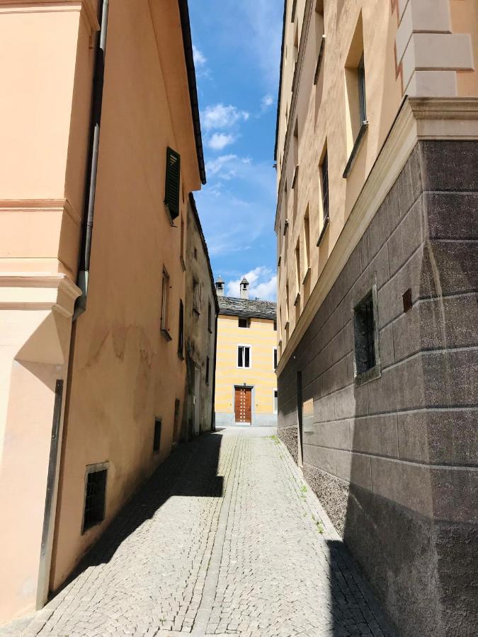 Centrally Located Apartment In Poschiavo Exteriér fotografie
